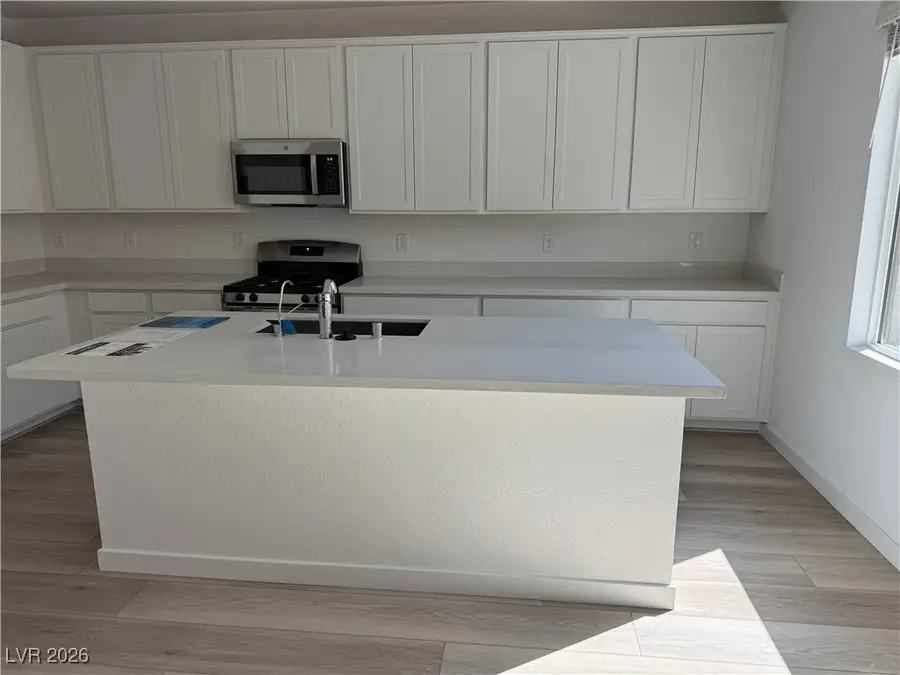 8335 Meridian Ridge Avenue, Las Vegas, NV 89147 - Image #3