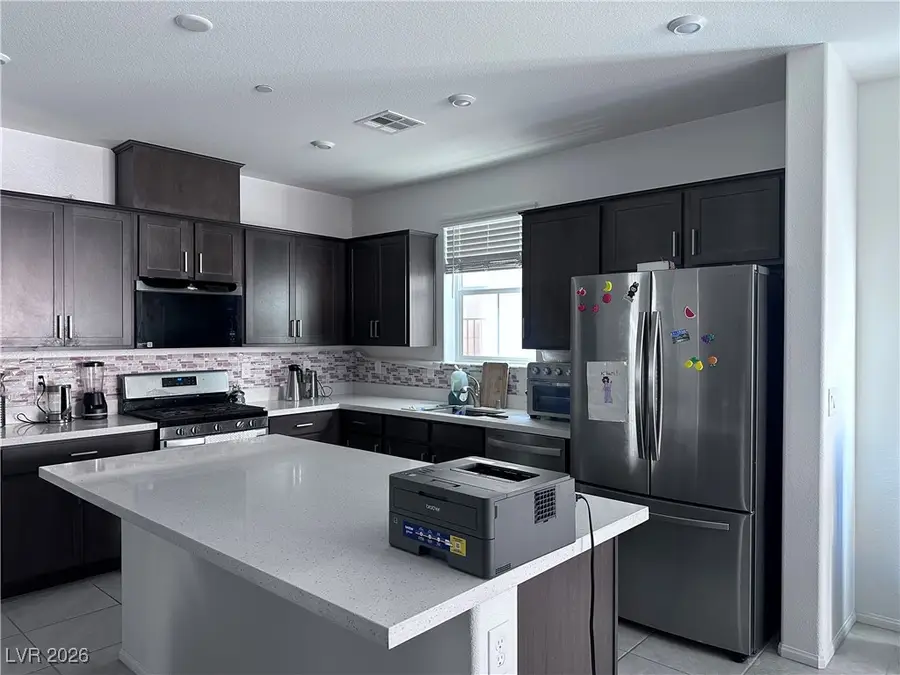 10946 Fennel Avenue, Las Vegas, NV 89166 - #2