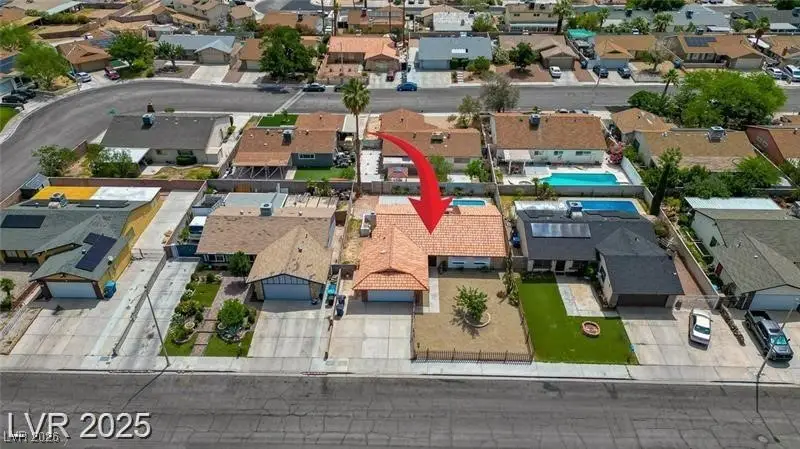 325 Greenfield Lane, Las Vegas, NV 89107 - Image #1