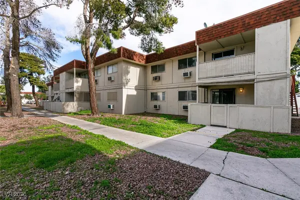 5404 Swenson Street #34, Las Vegas, NV 89119