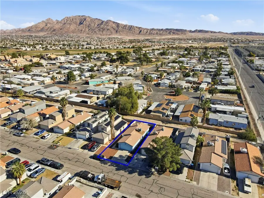 2870 Sandyfalls Way, Las Vegas, NV 89142 - Image #3