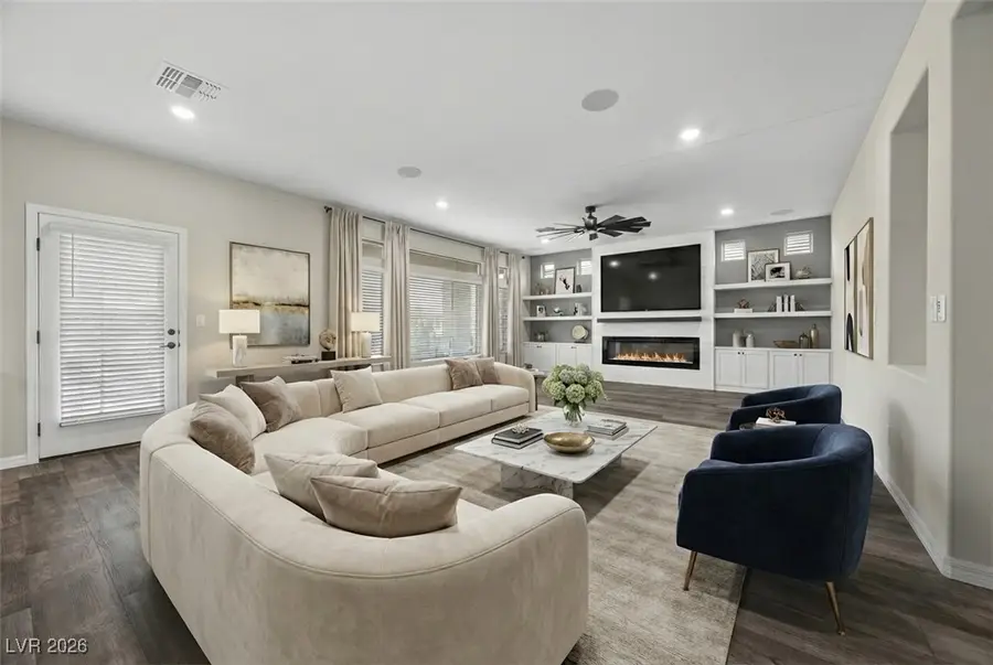 7077 Sunland Hills Avenue, Las Vegas, NV 89113 - #2