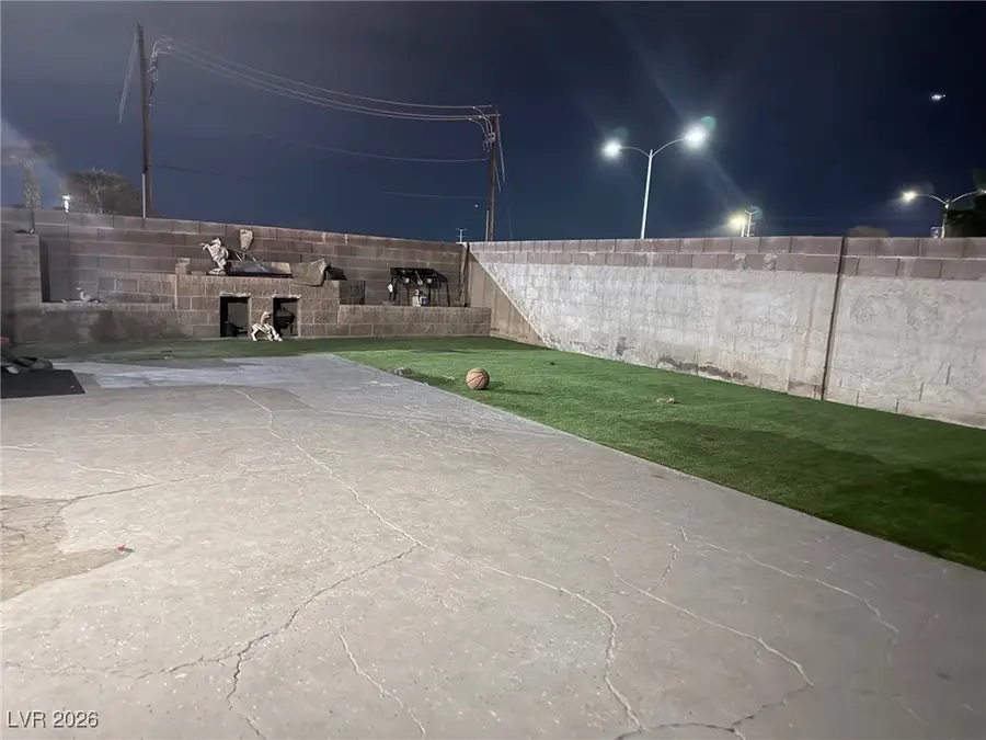 557 Chandler Street, Henderson, NV 89014 - Image #2