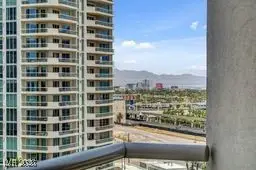 2877 Paradise Road #904, Las Vegas, NV 89109 - Image #2