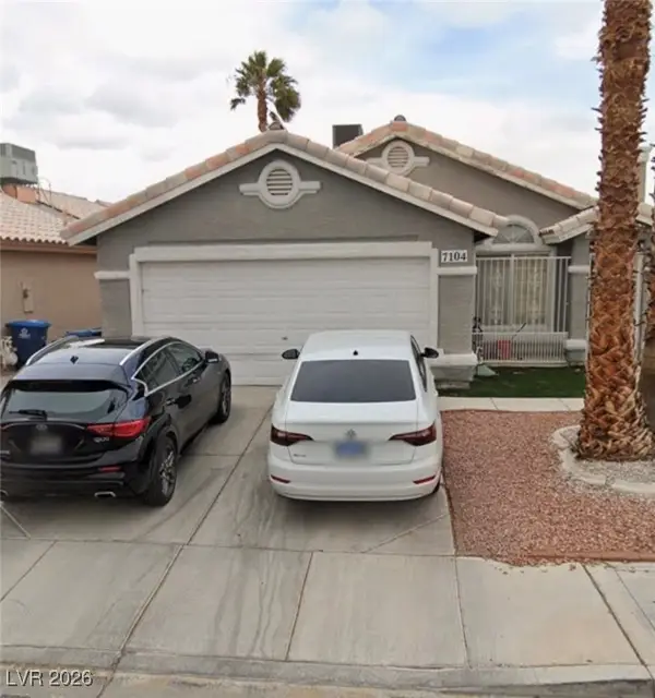 7104 Old Village Avenue, Las Vegas, NV 89129