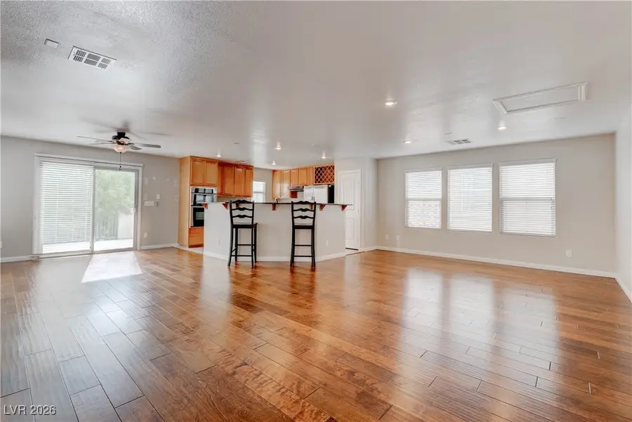 10843 Iona Island Avenue, Las Vegas, NV 89166 - Image #2