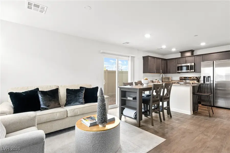 2830 Champagne Gold Avenue, North Las Vegas, NV 89086 - Image #3