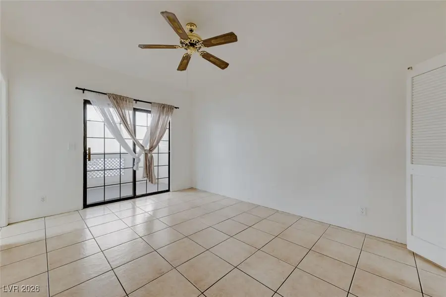 1421 Santa Margarita Street #A, Las Vegas, NV 89146 - Image #3