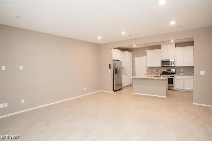 9 Alamere Falls Drive, Las Vegas, NV 89138 - Image #2