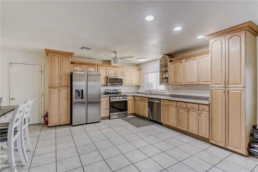 1840 Runningbear Drive, Las Vegas, NV 89108 - Image #3