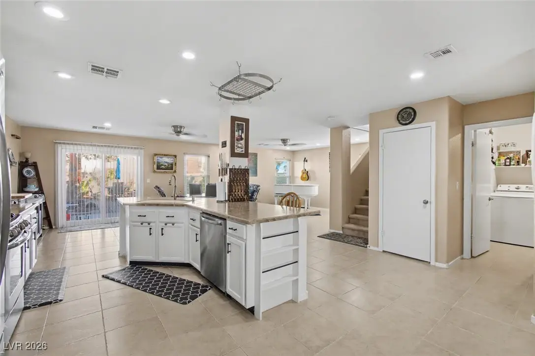 7388 Standing Timber Way, Las Vegas, NV 89113 - #1