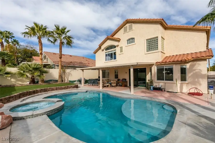 10233 Red Bridge Avenue, Las Vegas, NV 89134 - Image #2