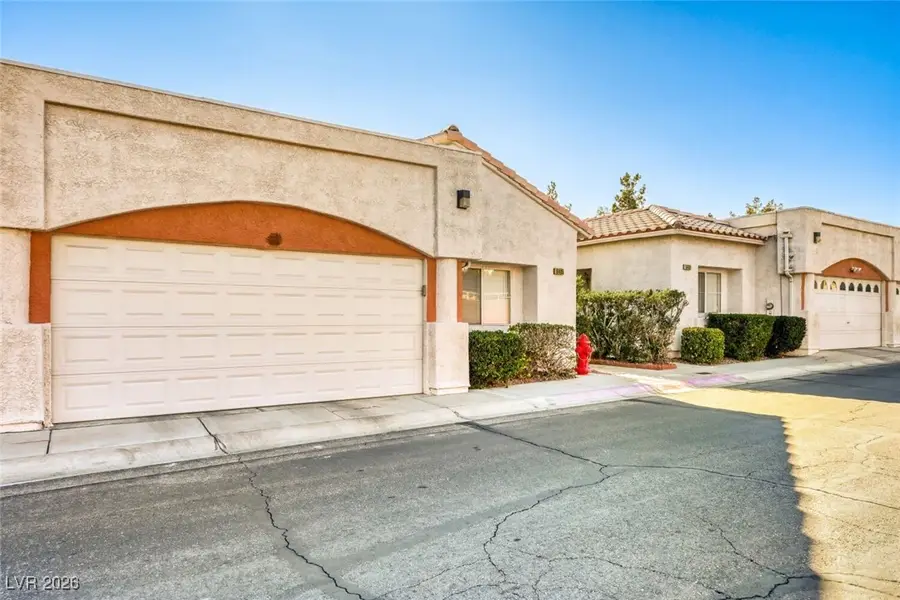 6405 Blue Blossom Avenue, Las Vegas, NV 89108 - Image #3