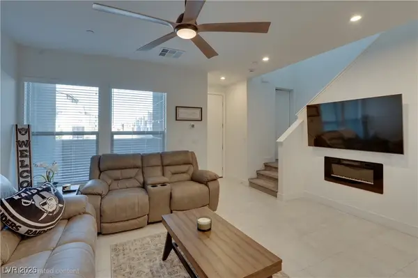 4312 Eagle Summit Avenue, Las Vegas, NV 89141