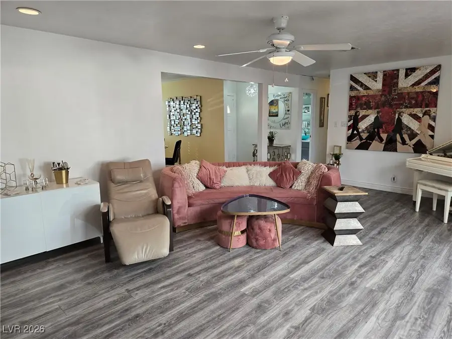 2706 Colanthe Avenue, Las Vegas, NV 89102 - #3