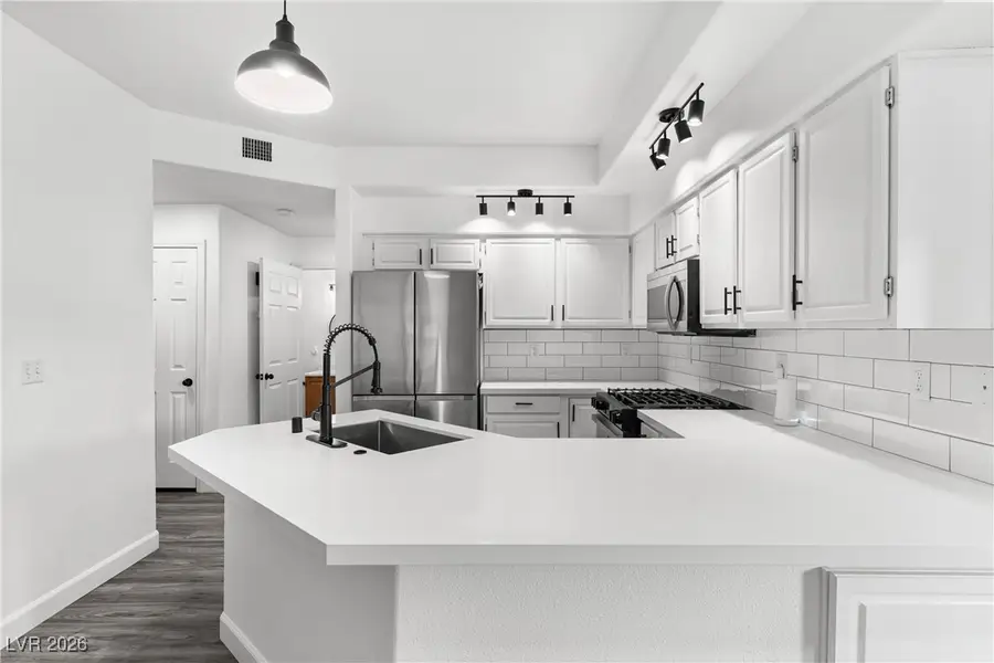 358 Sunward Drive, Henderson, NV 89014 - Image #2