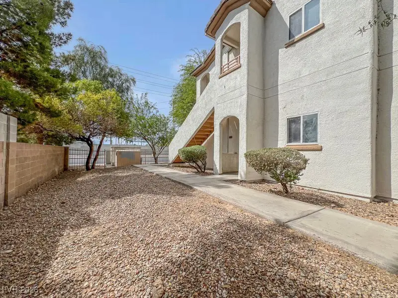 5650 E Sahara Avenue #1011, Las Vegas, NV 89142 - #2