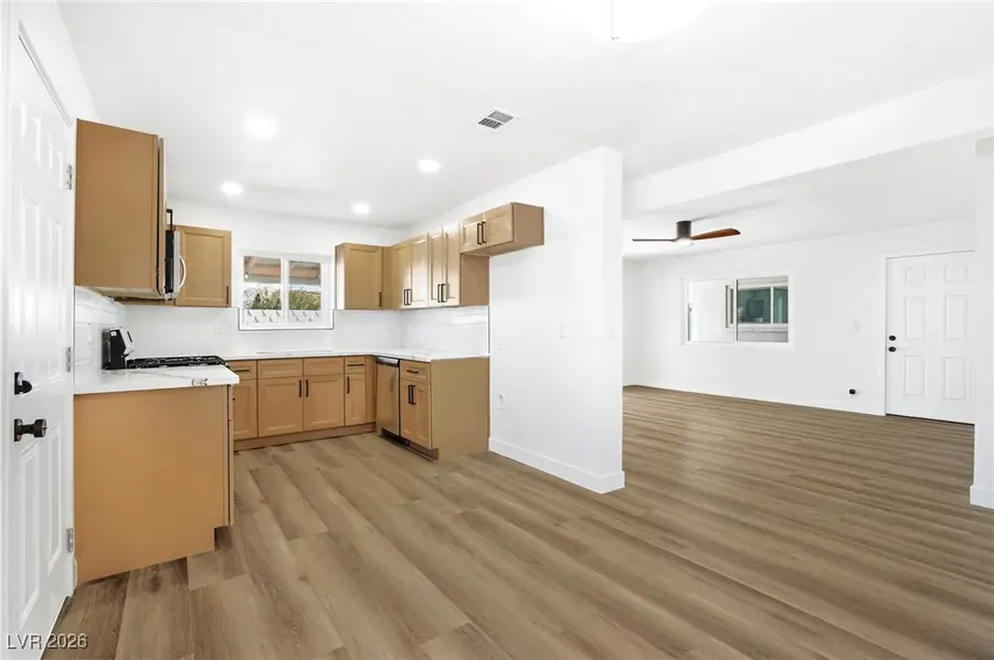 5178 Wilbur Street, Las Vegas, NV 89119 - Image #3