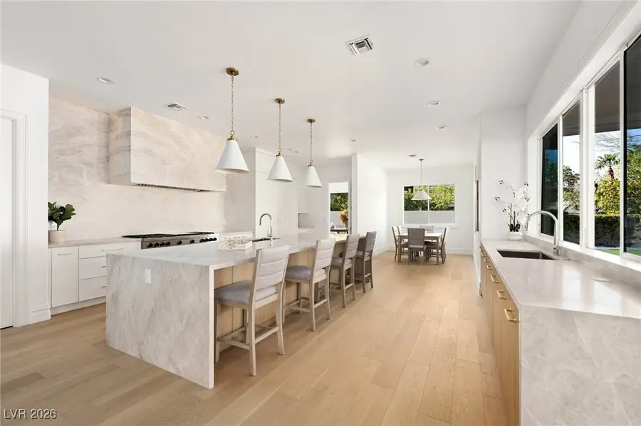 428 Saint Andrews Court, Las Vegas, NV 89144 - Image #2