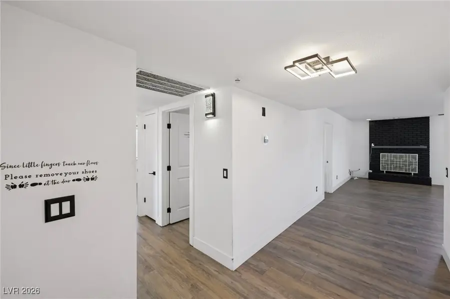 5002 E Hacienda Avenue, Las Vegas, NV 89122 - #3