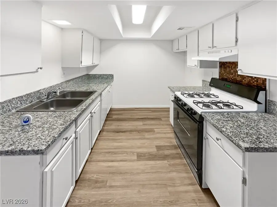 401 N Lamb Boulevard #B, Las Vegas, NV 89110 - Image #2