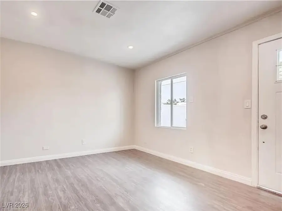 5903 Dodd Street, Las Vegas, NV 89122 - #2