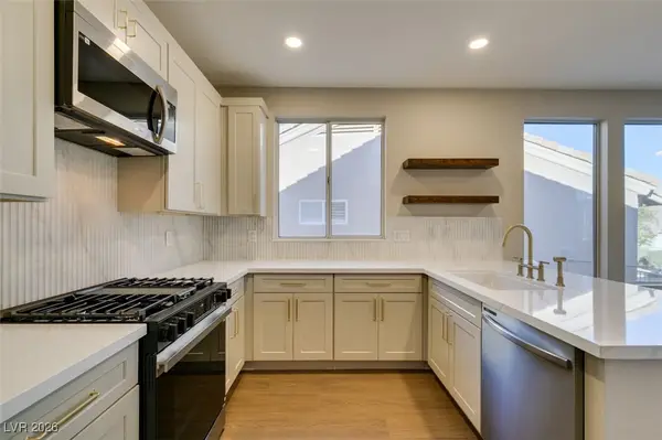 438 Fountain Grove Street, Henderson, NV 89012