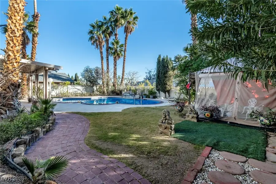 6209 Peppermill Drive, Las Vegas, NV 89146 - #2