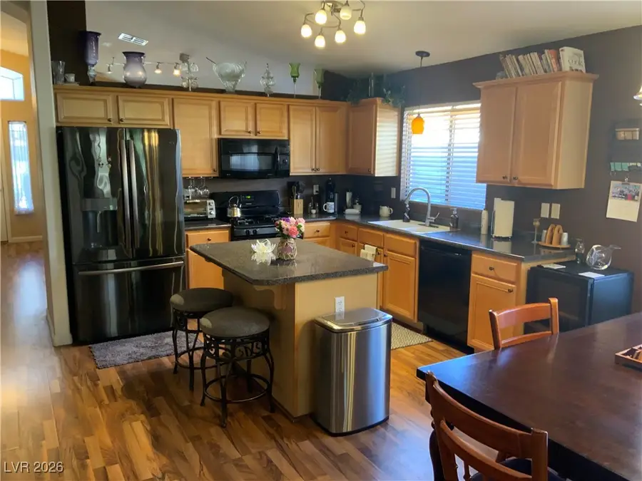 10425 Niagara Falls Lane, Las Vegas, NV 89144 - Image #2