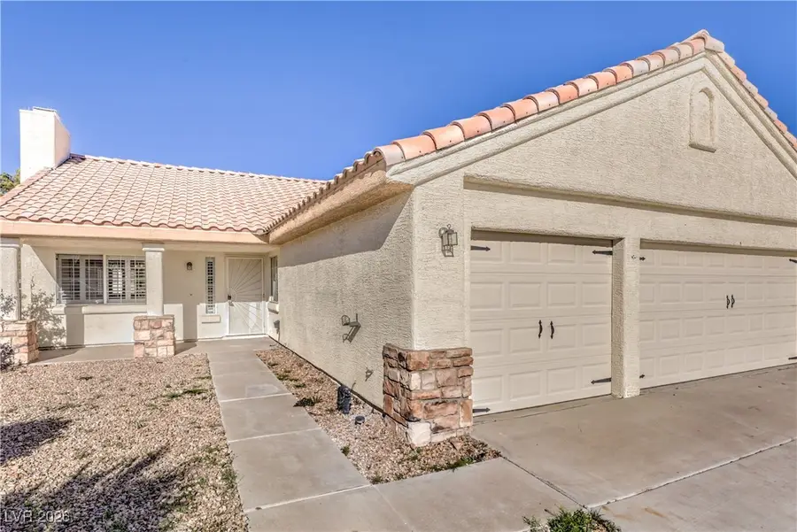 213 Sea Bluff Drive, Henderson, NV 89002 - Image #3