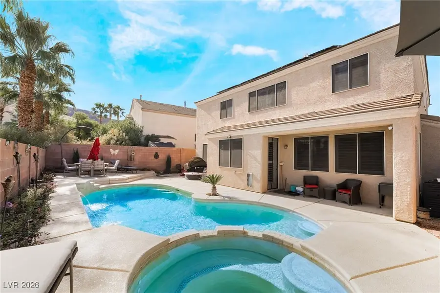 192 Mount Saint Helens Drive, Henderson, NV 89012 - Image #2