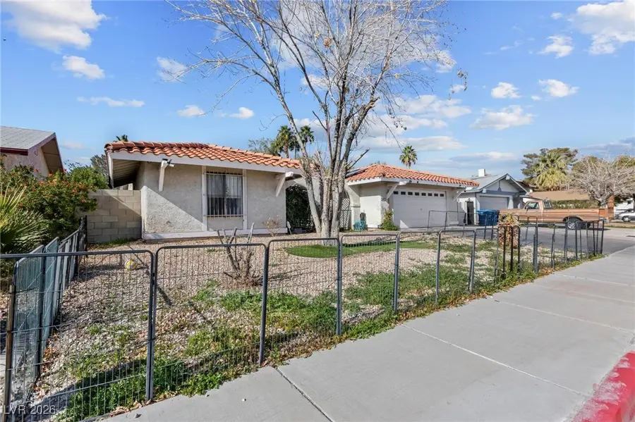 2423 Vista Colina Street, Henderson, NV 89014 - Image #2