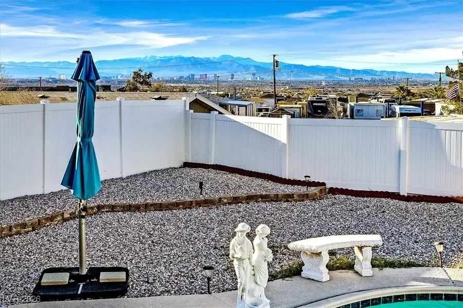 455 Apache Place, Henderson, NV 89015 - Image #2