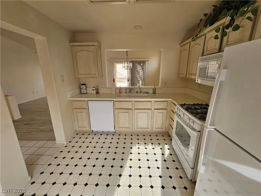 10016 Heyfield Drive, Las Vegas, NV 89134 - Image #3