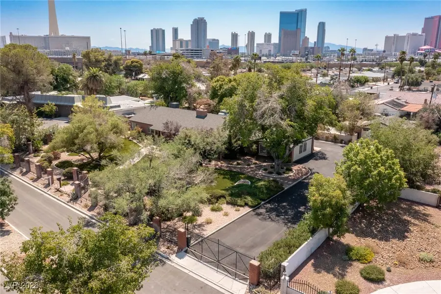 2001 Silver Avenue, Las Vegas, NV 89102 - #3