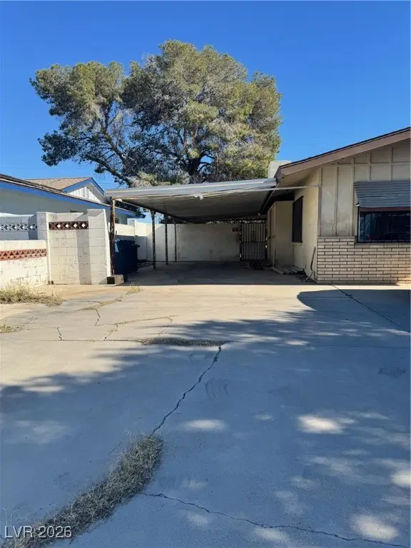 3200 Silver Saddle Street, Las Vegas, NV 89169