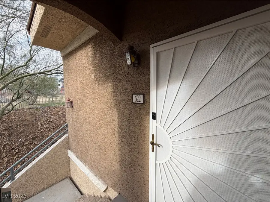 833 Aspen Peak Loop #622, Henderson, NV 89011 - Image #2