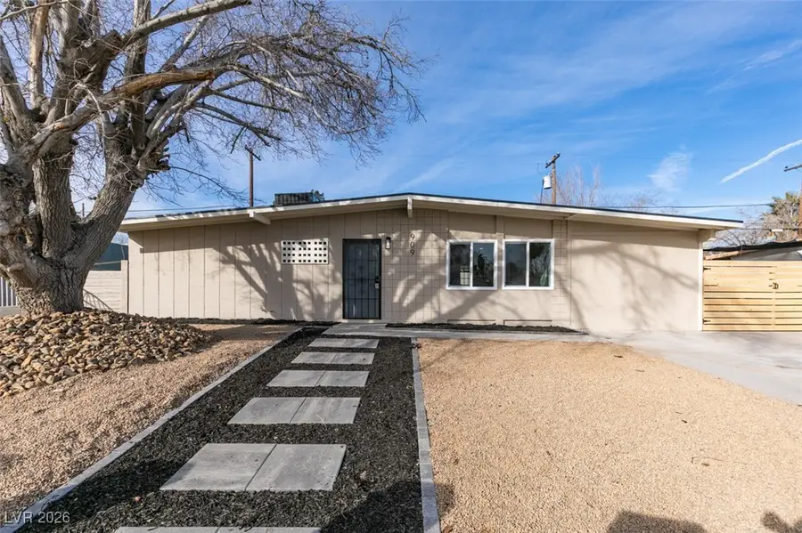 909 James Street, Las Vegas, NV 89101 - Image #2
