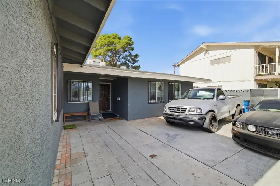 1313 N Mojave Road, Las Vegas, NV 89101 - Image #3