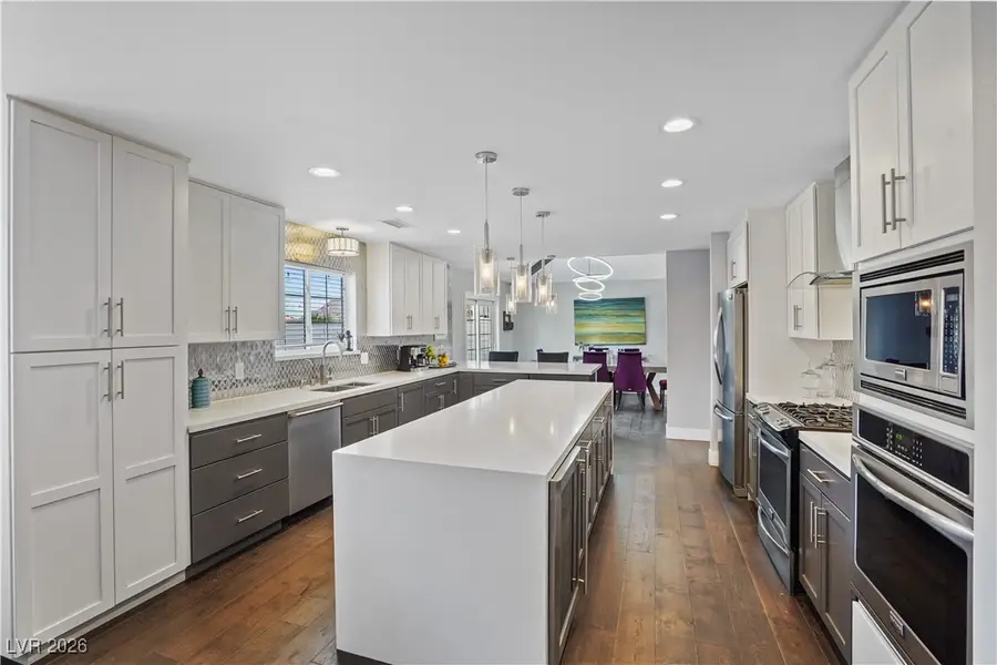 3370 Heavenly View Court, Las Vegas, NV 89117 - #3