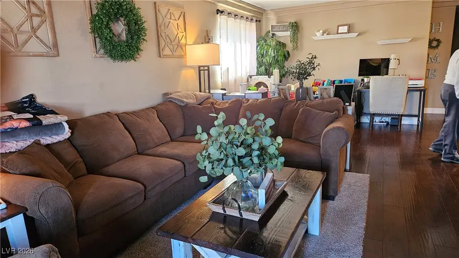 225 Autumn Court, Henderson, NV 89002 - Image #2