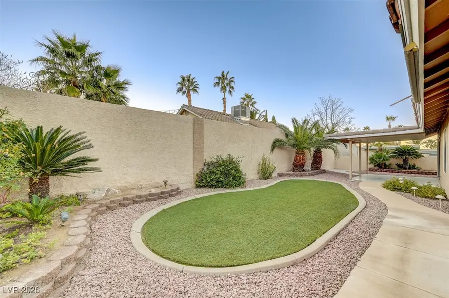 805 Blue Springs Drive, Henderson, NV 89002 - Image #2