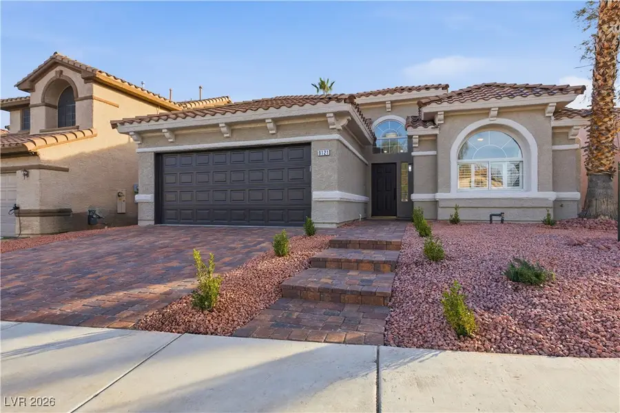 9121 Canyon Magic Avenue, Las Vegas, NV 89129 - Image #2