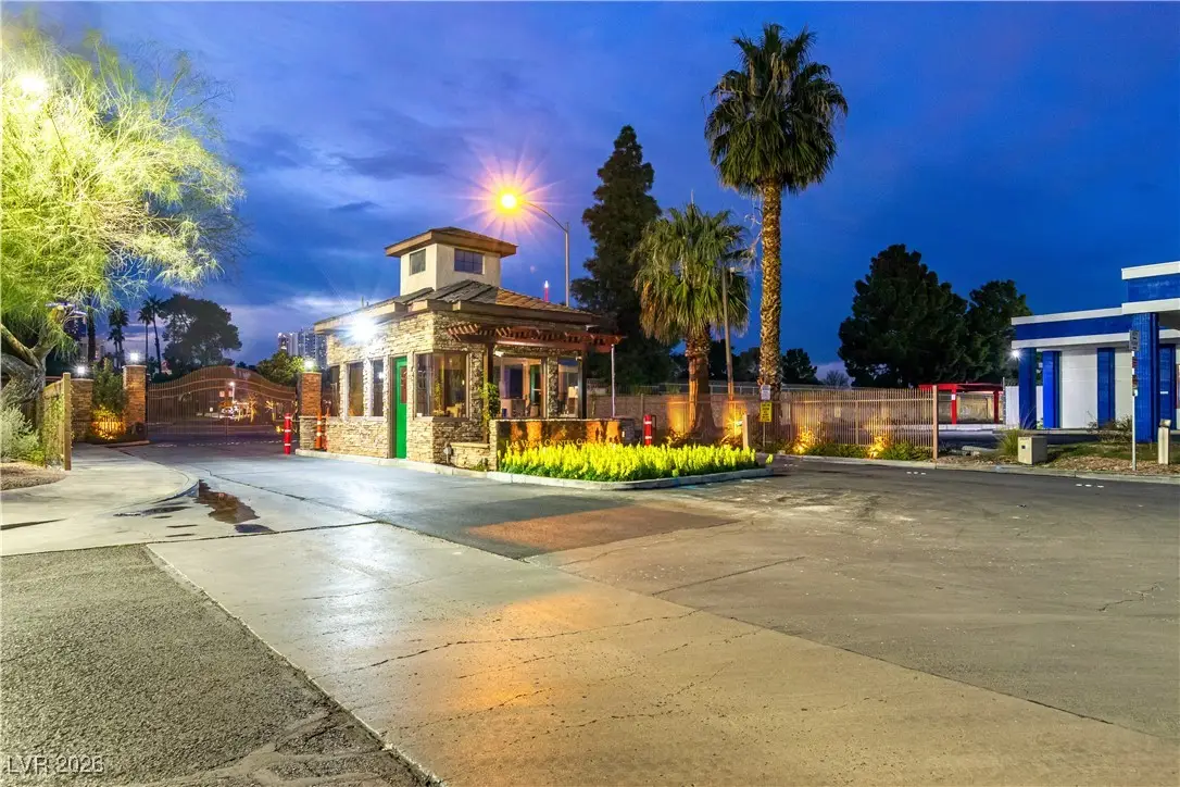 2879 Geary Place #2813, Las Vegas, NV 89109 - Image #1