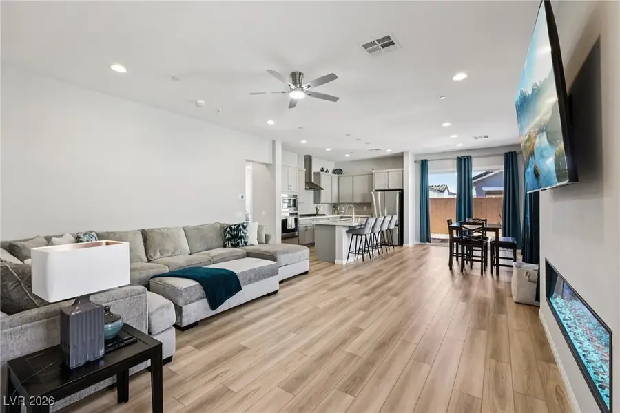 855 Silverton Springs Street, Henderson, NV 89011 - Image #2