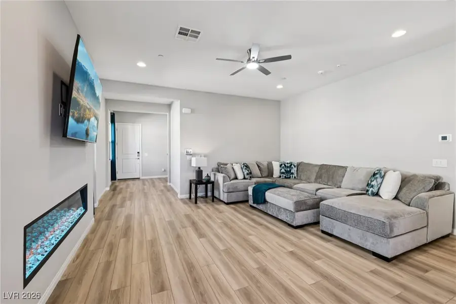 855 Silverton Springs Street, Henderson, NV 89011 - Image #3