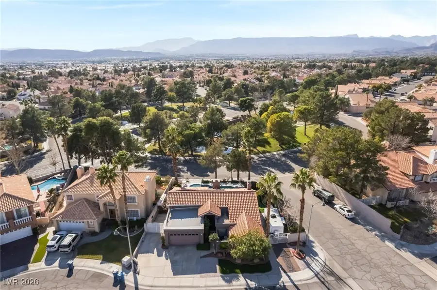 9429 Angelfish Drive, Las Vegas, NV 89117 - Image #2