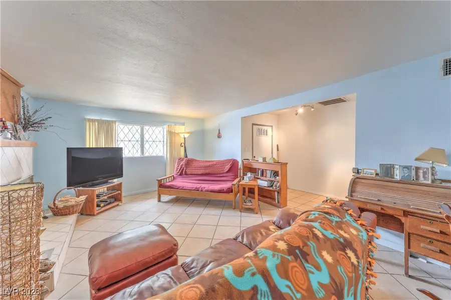 1316 Bonita Avenue, Las Vegas, NV 89104 - Image #2