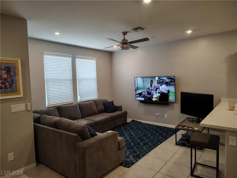 675 Vetiver Lane, Henderson, NV 89015 - Image #3