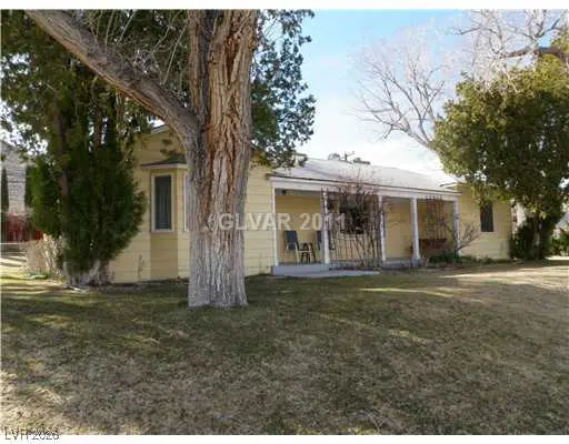 17 Cottonwood Drive, Blue Diamond, NV 89004